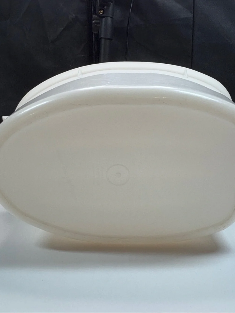 TUPPERWARE Turkey Ham Chicken Roast Flavor Saver Keeper #487-3